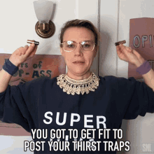You Got To Get Fit To Post Your Thirst Traps Kate Mckinnon GIF - You Got To Get Fit To Post Your Thirst Traps Kate Mckinnon Ruth Bader Ginsburg GIFs