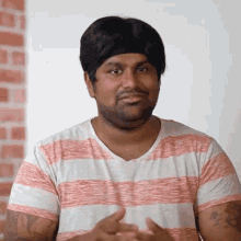 Explaining Ashwin Ganesh GIF - Explaining Ashwin Ganesh C4etech GIFs