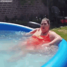 Fat Lady Pool Fail GIF - Fat Lady Pool Fail Swimming Pool GIFs