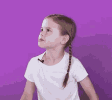 Upset Claire Crosby GIF - Upset Claire Crosby Claire And The Crosbys GIFs
