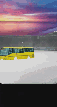 Bus Autobus GIF - Bus Autobus Stadion GIFs