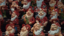 Gnome Dwarfs GIF - Gnome Dwarfs Figurine GIFs