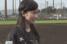 双子　クローン　佐々木琴子 Kotoko Sasaki 乃木坂46 GIF - Baseball Kotoko Sasaki Idol GIFs