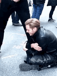 Dominic Sherwood Dont Go GIF - Dominic Sherwood Dont Go Dont Leave GIFs