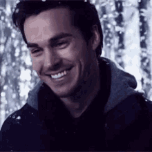 Kai Parker Chris Wood GIF - Kai Parker Chris Wood Smiling GIFs