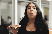 Eat Pizza GIF - Eat Pizza Woman GIFs