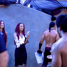 Sasha Banks Becky Lynch GIF - Sasha Banks Becky Lynch Handshake GIFs