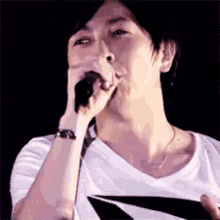 daisuke ono singing smile happy perform daisuke ono singing smile happy perform