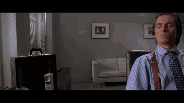 tenor.gif