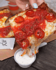Detroit Style Pizza Pizza GIF - Detroit Style Pizza Pizza Dip GIFs