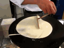 The Making Of A Delicious French Crepe GIF - Desserts French Crepe GIFs