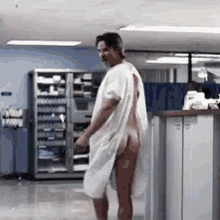 Trueblood Merlotte Sam GIF - Trueblood Merlotte Sam Butt Walk In A Hospital Gown GIFs