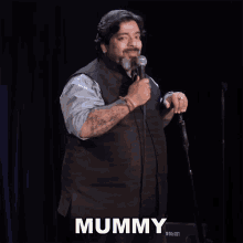Mummy Jeeveshu Ahluwalia GIF - Mummy Jeeveshu Ahluwalia माँ GIFs