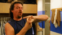 Middlefinger Eastbound And Down GIF - Middlefinger Eastbound And Down Danny Mc Bride GIFs