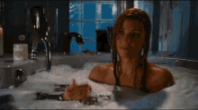 Hot Tub Time Machine Jessica Pare GIF - Hot Tub Time Machine Jessica Pare GIFs