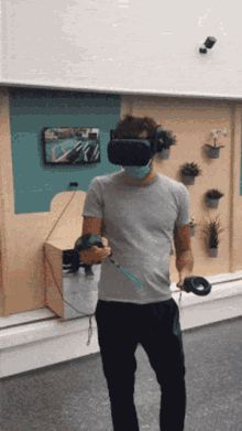 Vr Virtual Reality GIF - Vr Virtual Reality Playing GIFs