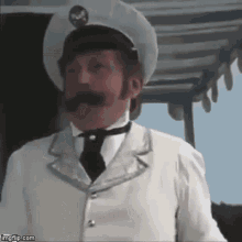 Babababa Captain GIF - Babababa Captain 3men In A Boat GIFs
