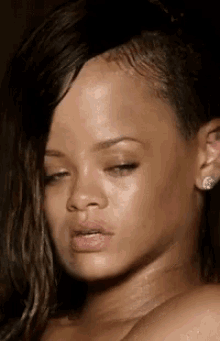 Rihanna Forehead GIF - Rihanna Forehead GIFs