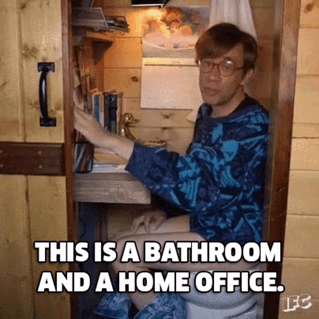 Bathroom Fred Armisen GIF - Bathroom Fred Armisen Home Office GIFs