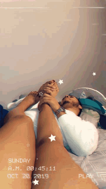 Bed Time Sunday GIF - Bed Time Sunday Foot Massage GIFs