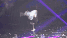 boying breakdancing