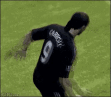 Andy Carroll Kissing GIF - Andy Carroll Kissing Making Out GIFs