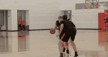 Crossover Fadeaway GIF - Crossover Fadeaway Shoot GIFs