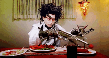 Edward Scissorhands Johnny Depp GIF - Edward Scissorhands Johnny Depp Food GIFs