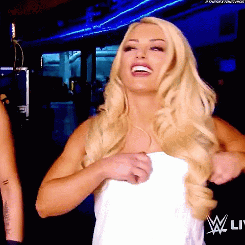 Mandy Rose,Removes Towel,WWE,Smack Down Live,Wrestling,gif,animated gif,gif...
