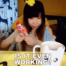 Is It Even Working Xiaorishu GIF - Is It Even Working Xiaorishu Not Working GIFs