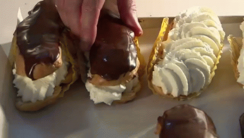 eclairs-pastry.gif