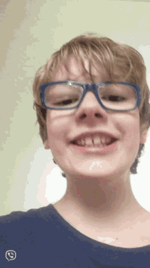 Smile Eyeglasses GIF - Smile Eyeglasses Selfie GIFs