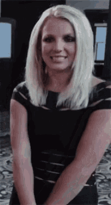 Awkward Britney Spears GIF - Awkward Britney Spears Smiling GIFs
