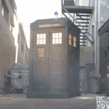 Nearly Police Box GIF - Nearly Police Box Telephone Booth GIFs