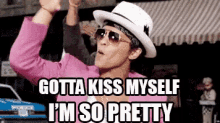 Gotta Kiss Myself I'M So Pretty GIF - Bruno Mars Kiss Myself Im So Pretty GIFs