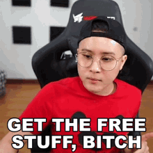 Get The Free Stuff Bitch Ceddy GIF - Get The Free Stuff Bitch Ceddy Get Those Freebies GIFs