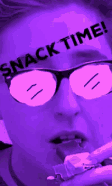 Sophlay Snacktime GIF - Sophlay Snacktime Eating GIFs