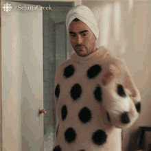 Satisfactory Thank You So Much Dan Levy GIF - Satisfactory Thank You So Much Dan Levy David GIFs