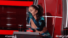 Hit The Button Ariana Grande GIF - Hit The Button Ariana Grande The Voice GIFs