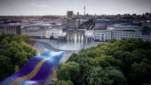 Berlin Flag GIF - Berlin Flag Wave GIFs
