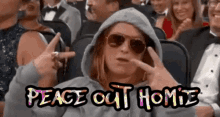 Peace Out Homie GIF - Peace Out Homie Amy Poehler GIFs