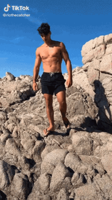 smile riothecatcher valerio walking cute smile smile riothecatcher valerio walking cute smile
