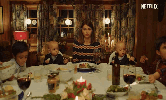 Kids Table Family GIF - Kids Table Family Holiday GIFs