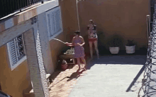hose evade