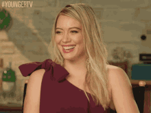 Happy Laugh GIF - Hilary Duff Kelsey Peters Lol GIFs
