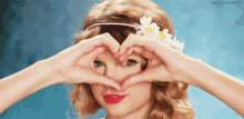 Taylor Swift Heart GIF - Taylor Swift Heart Handheart GIFs