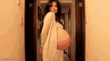 Pregnant Woman Pregnant Belly GIF - Pregnant Woman Pregnant Belly Big Belly GIFs