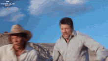 Tremors Kevin Bacon GIF - Tremors Kevin Bacon What The Hell Is Going On GIFs