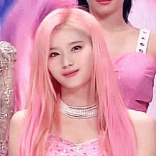 Sana Pink Hair GIF - Sana Pink Hair Model Cute GIFs
