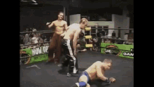 Wrestling Carry GIF - Wrestling Carry Clap GIFs
